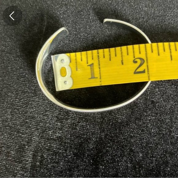 Kendra Scott Hammered Cuff - Picture 3 of 3